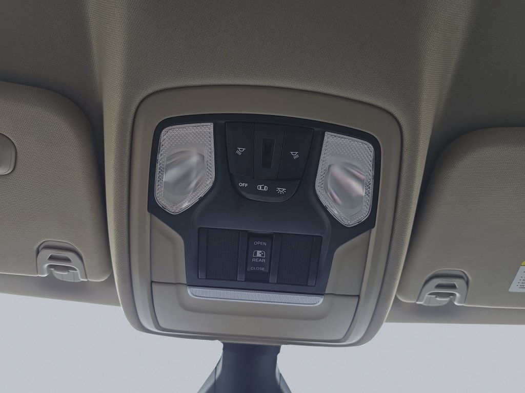 Used 2020 White Ram Big Horn image 28