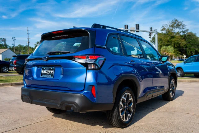 New 2026 Daybreak Blue Pearl Subaru Base image 18