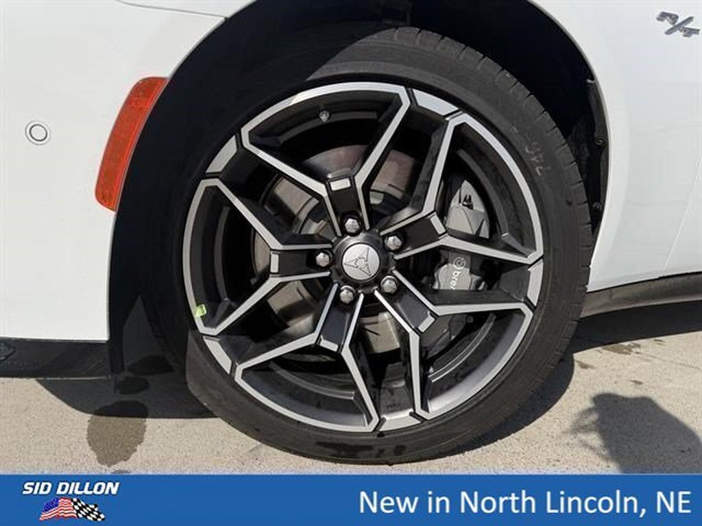 New 2026 White Knuckle Exterior Paint Dodge R/T Plus image 5