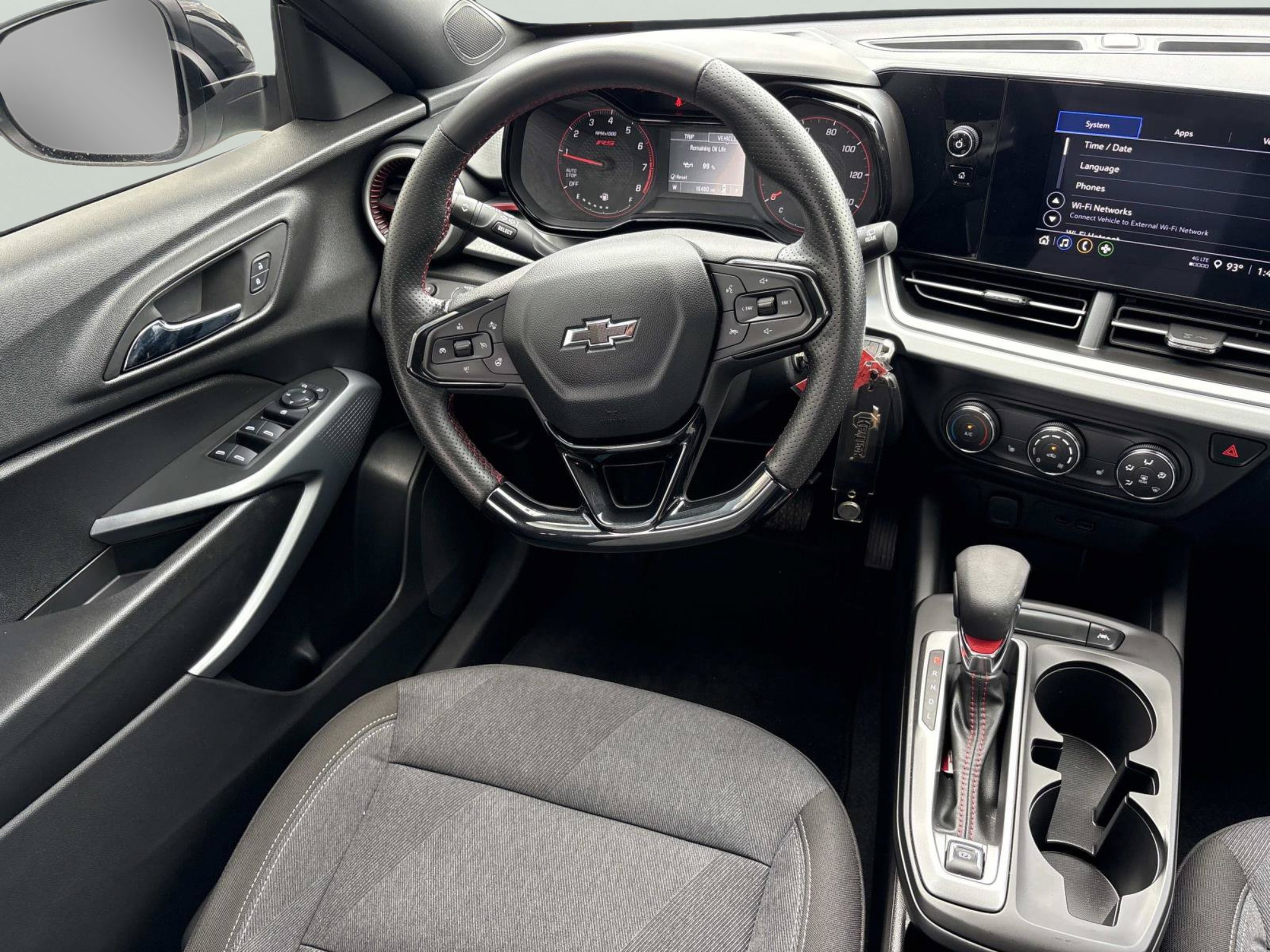 Used 2025 Summit White Chevrolet 1RS image 15
