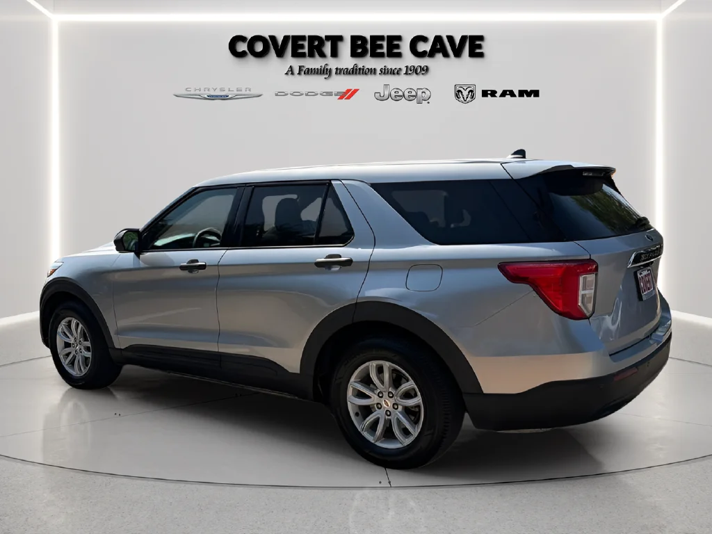 Used 2021 Silver Ford Base image 8