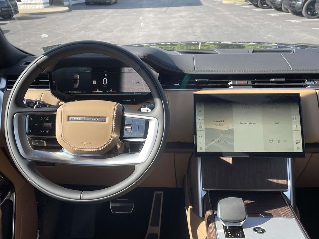 New 2026 Carpathian Grey Land Rover SE image 22