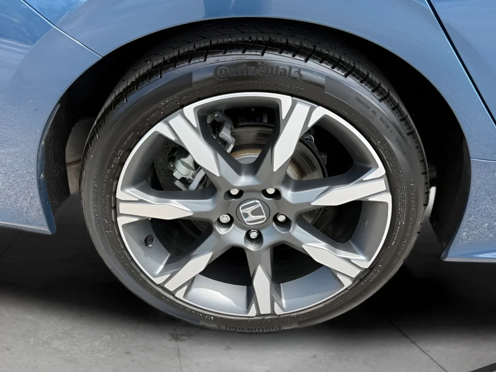 2025 Honda Civic Sport Touring - Photo 39