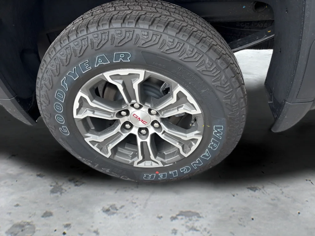 2026 GMC Sierra 1500 SLE - Photo 10