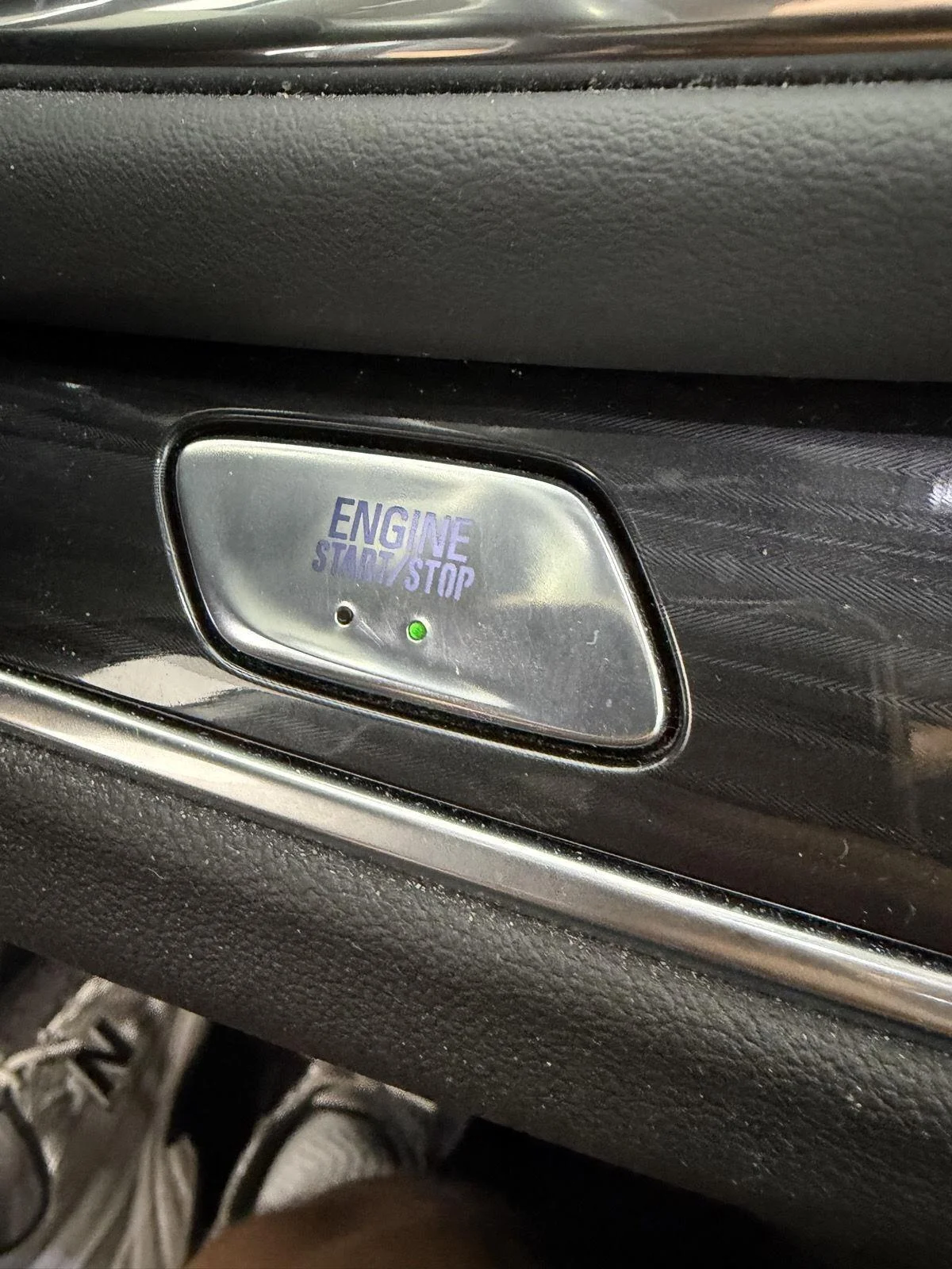 Used 2019 Satin Steel Metallic Buick Premium image 17