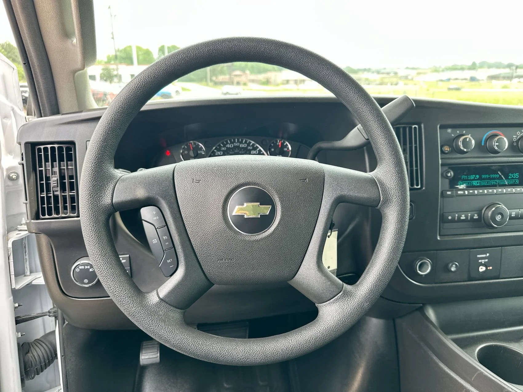 Used 2024 Summit White Chevrolet Work Van image 13