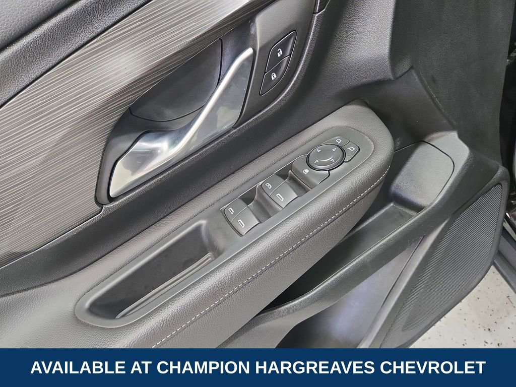 2023 GMC Terrain SLE - Photo 31