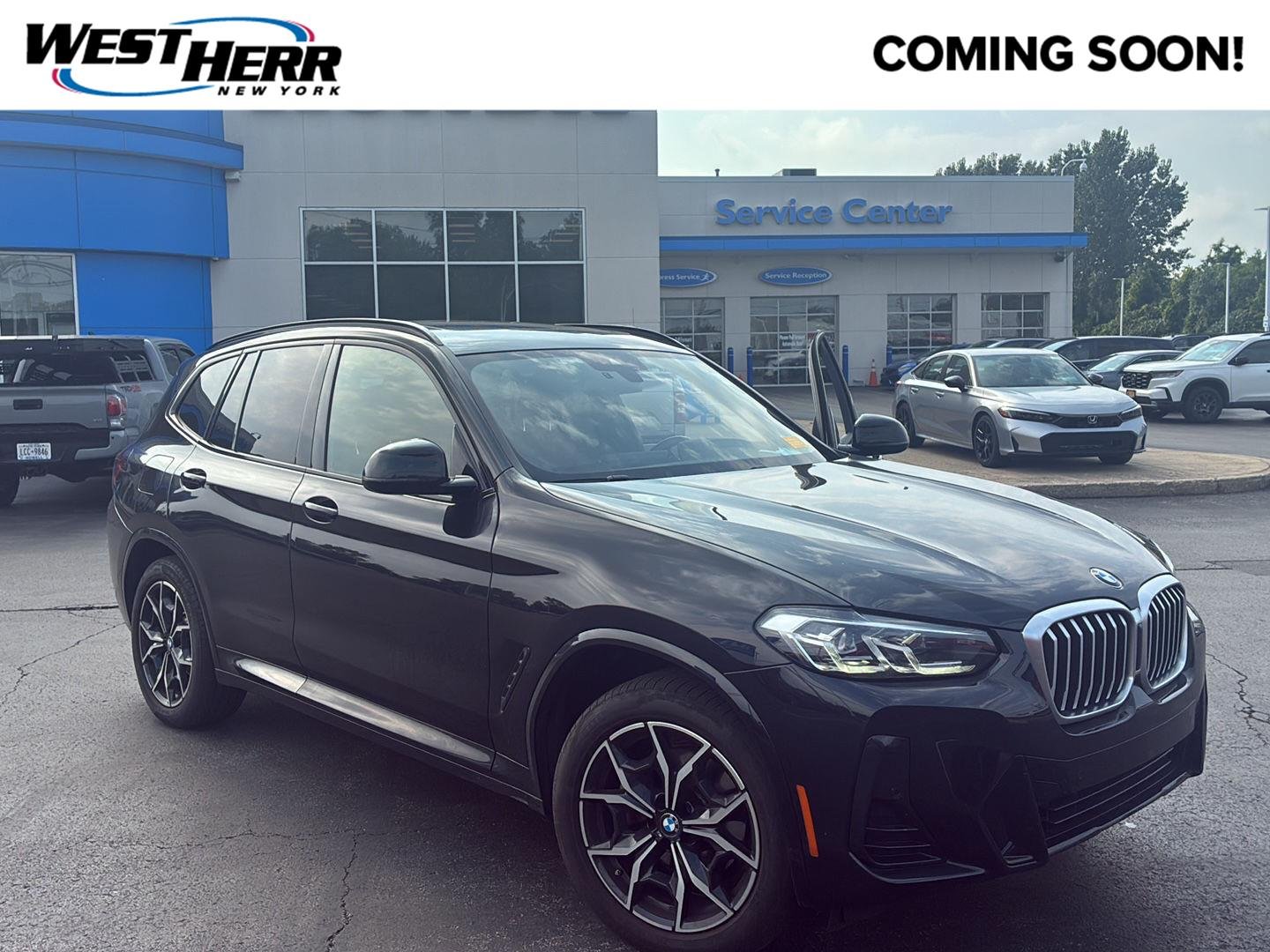 Used 2024 Black Sapphire Metallic BMW xDrive30i image 1
