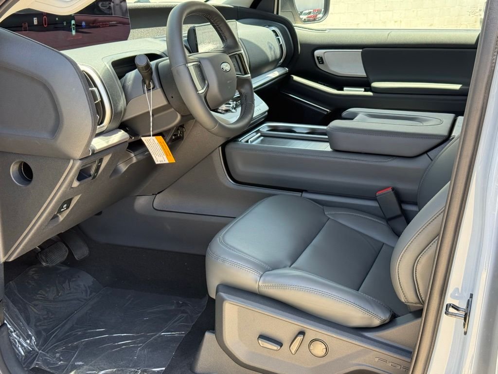 New 2026 Glacier Gray Metallic Tri-Coat Ford MAX Active image 5