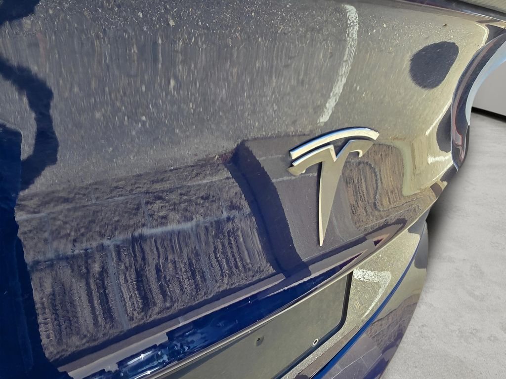 Used 2022 Deep Blue Metallic Tesla Base image 15
