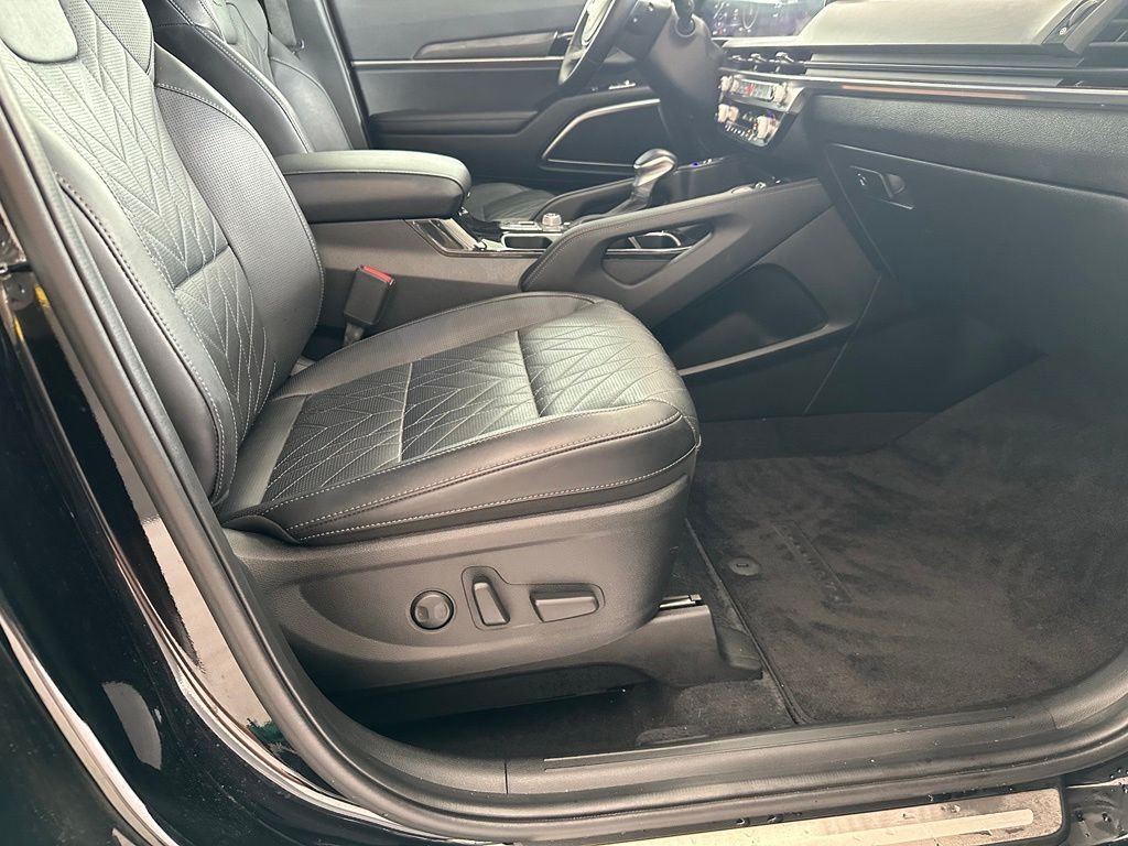 Used 2024 Black Kia SX-Prestige X-Line image 41