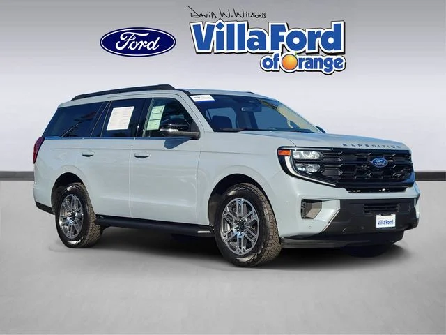 2025 Ford Expedition Active 4x4's photo