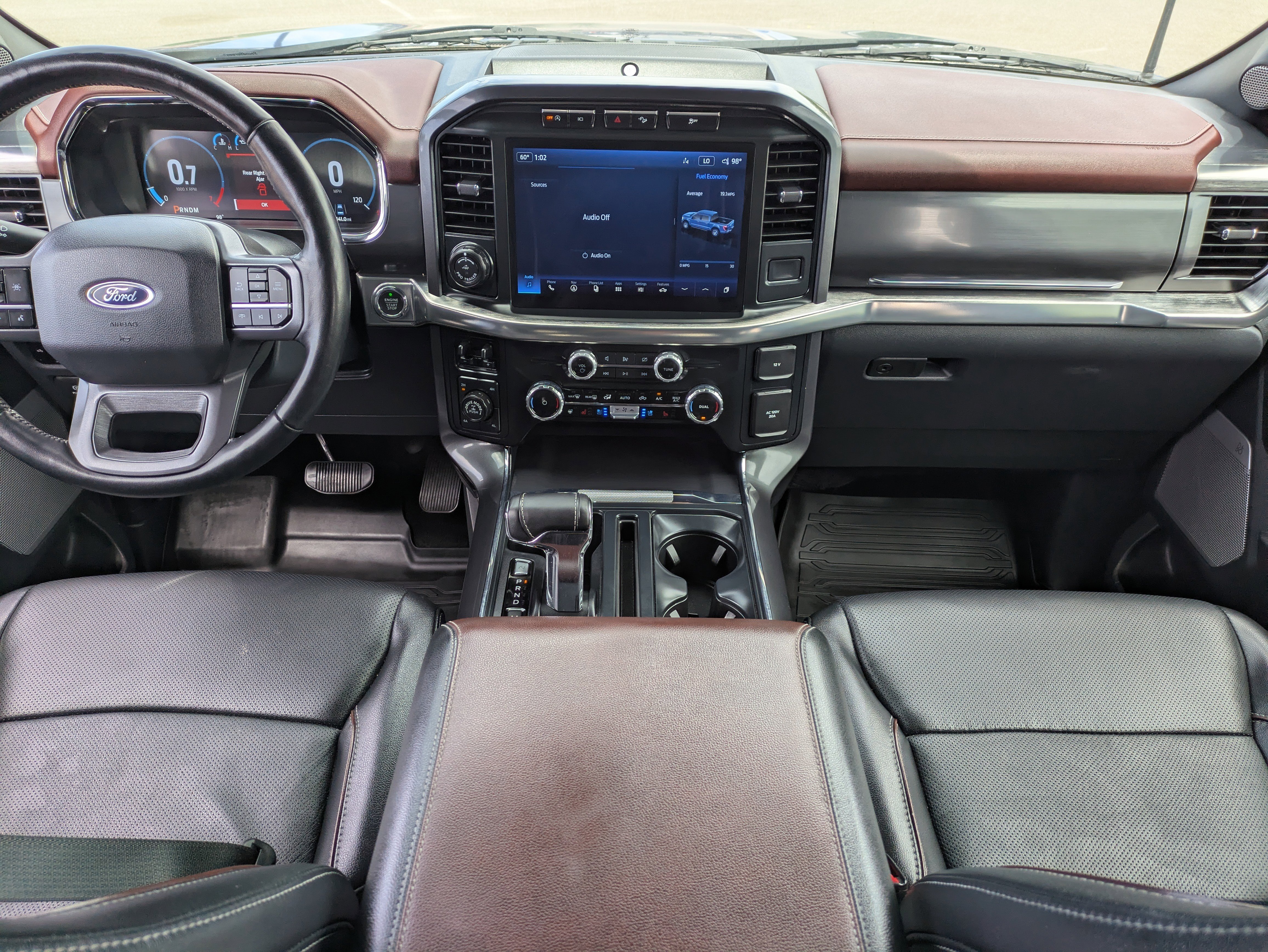 Used 2023 Blue Metallic Ford LARIAT image 14