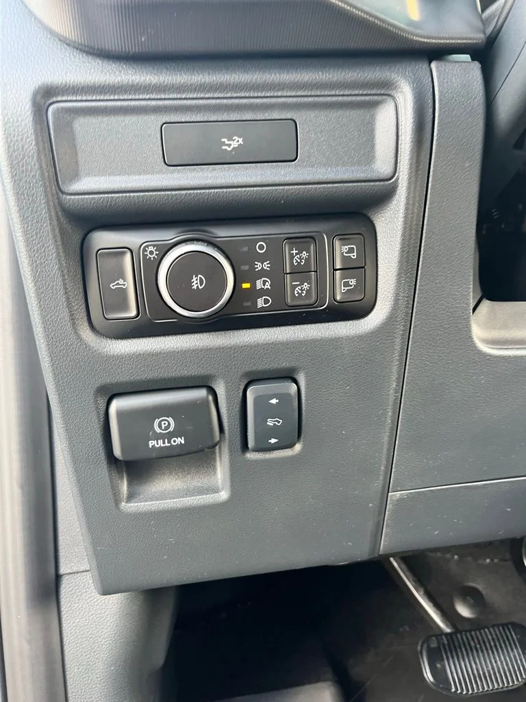 New 2026 White Ford Lariat image 19