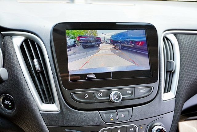 Used 2023 Gray Chevrolet LT image 24