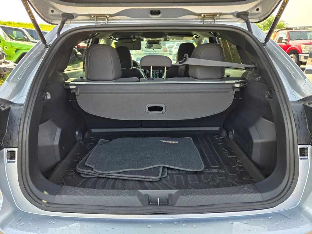 Used 2024 Silver Subaru Sport image 28