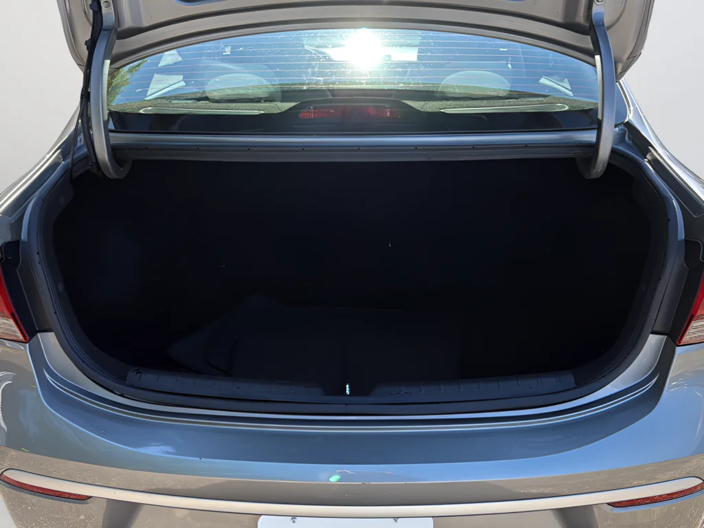 Used 2022 Gray Kia S image 11