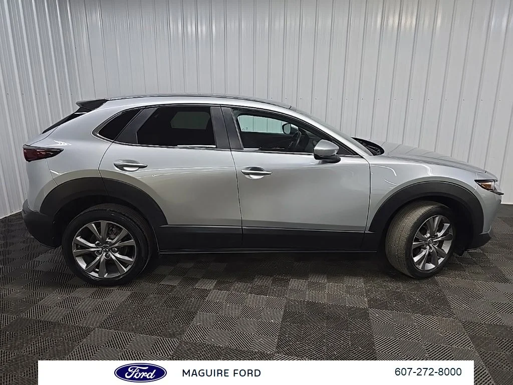 Used 2021 Silver Mazda Select image 2