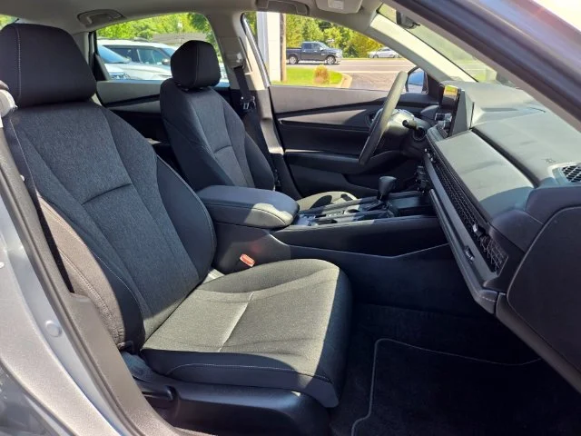 Used 2024 Silver Honda EX image 21