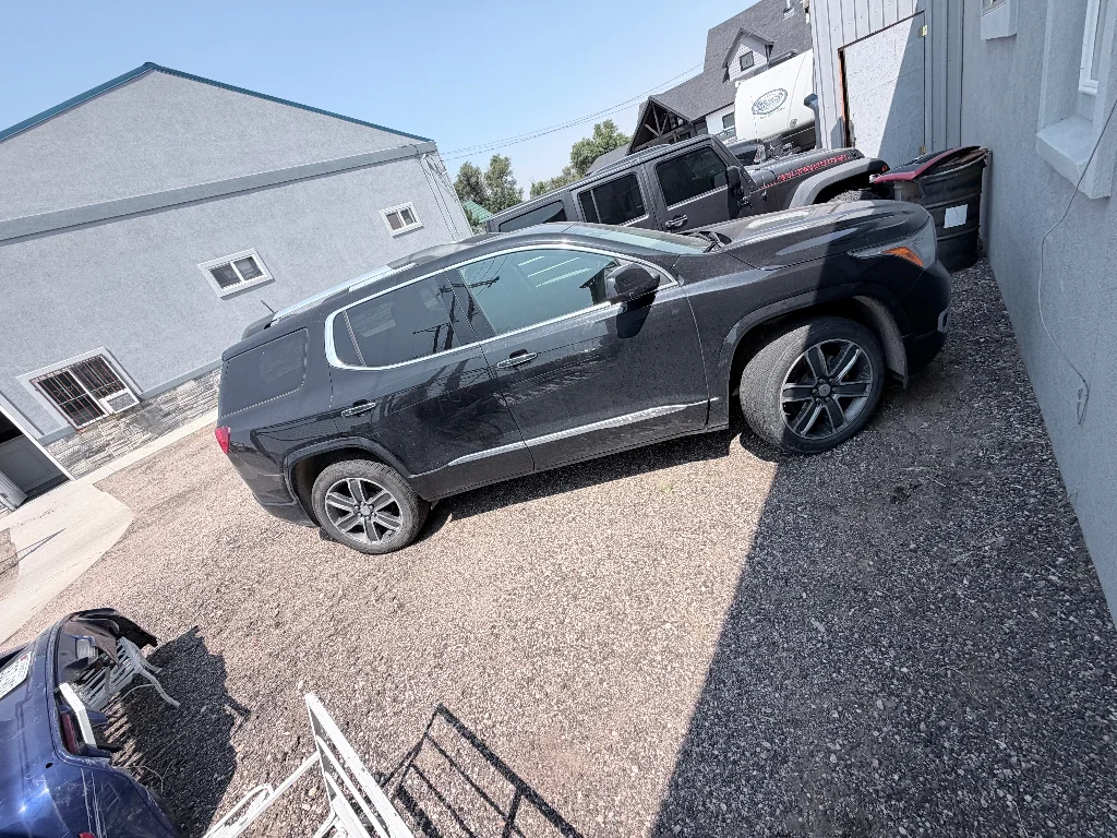 Used 2019 Ebony Twilight Metallic GMC Denali image 2