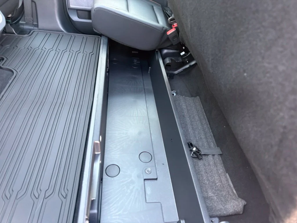 New 2027 Glacier Gray Metallic Tri-Coat Ford F-250® Lariat® image 15