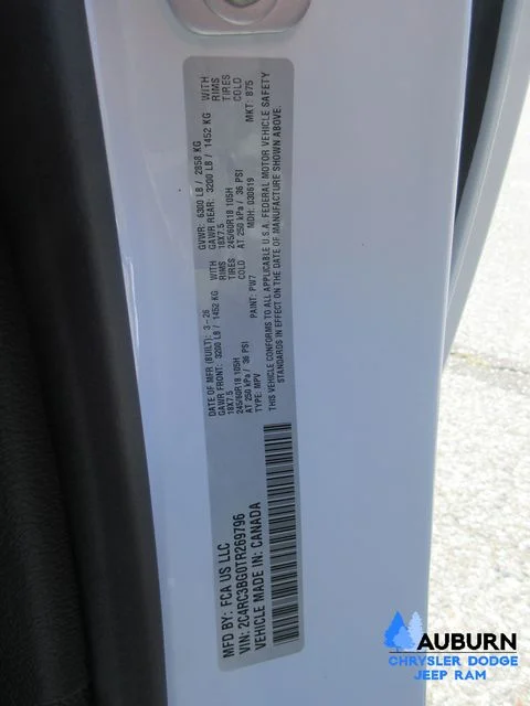 New 2026 Bright White Clear-Coat Exterior Paint Chrysler  image 25