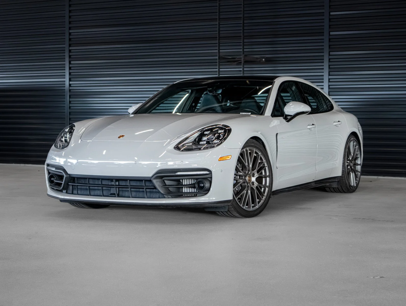 2023 Porsche Panamera