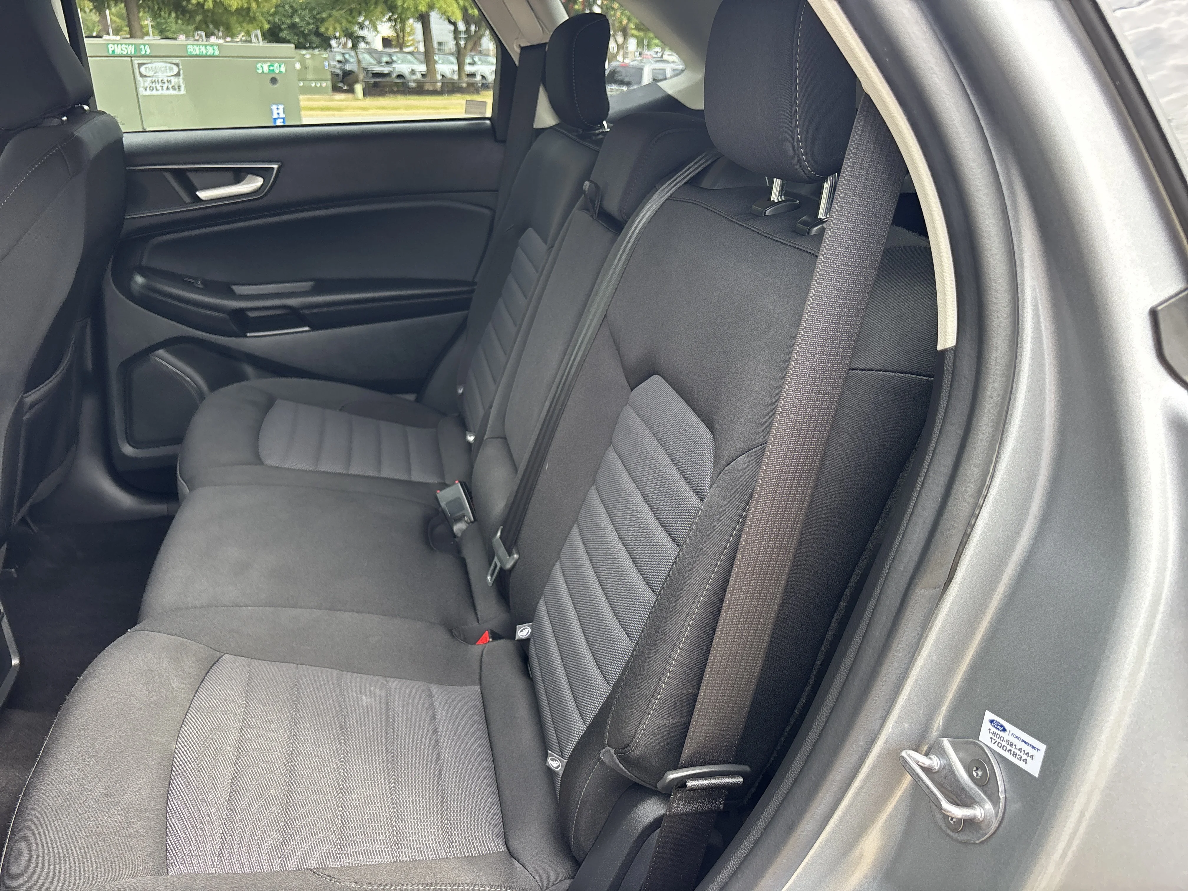 Used 2023 Iconic Silver Metallic Ford SE AWD image 14