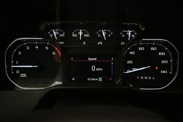 Used 2022 EBONY TWILIGHT METALLIC GMC AT4 image 9