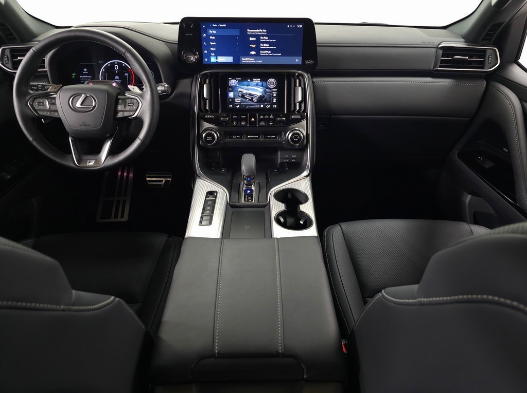 2025 LEXUS LX - Image 15