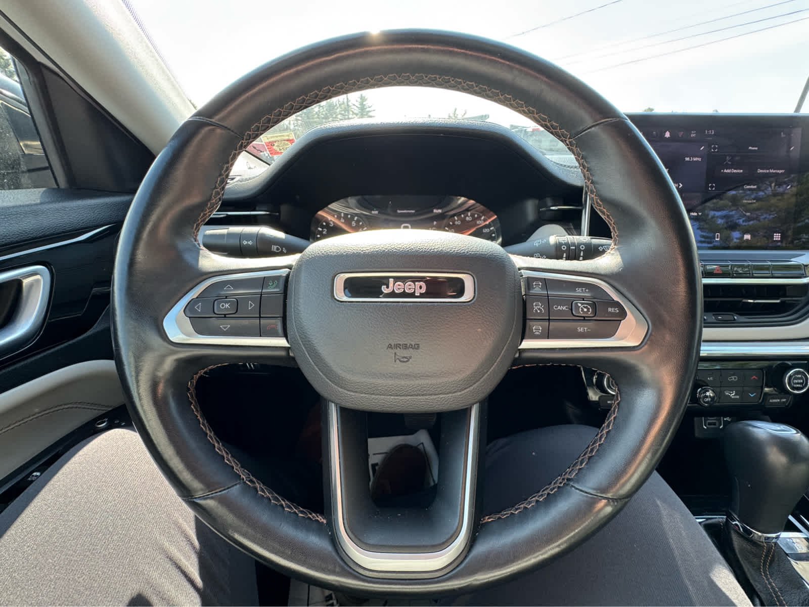 Used 2022 Bright White Clearcoat Jeep Limited image 16