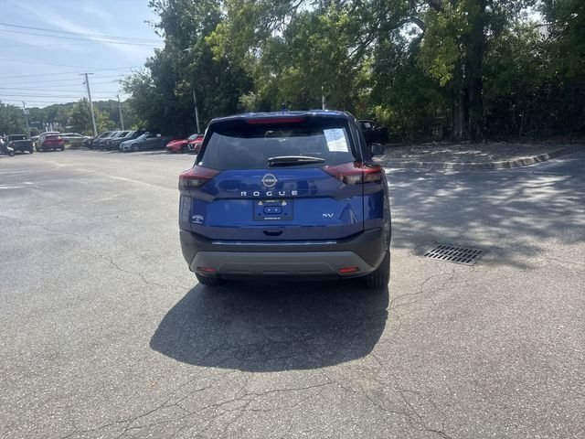 Used 2023 Blue Nissan SV image 6