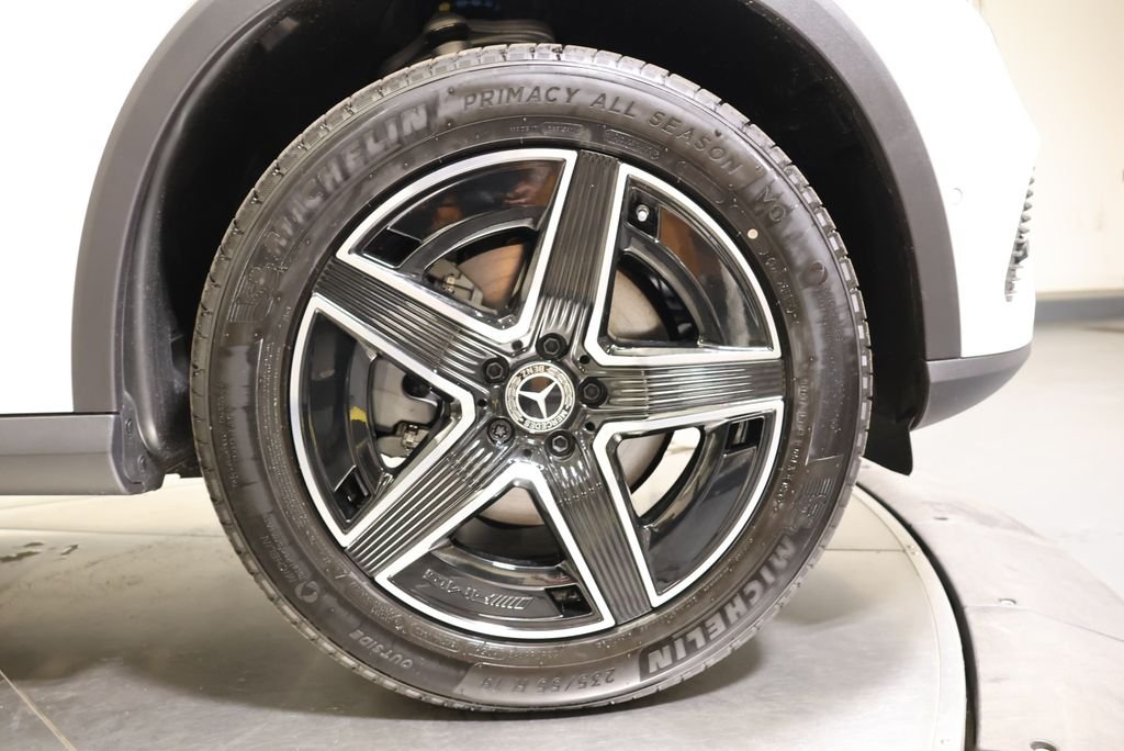 Used 2027 Polar White Mercedes-Benz GLC 300 image 14