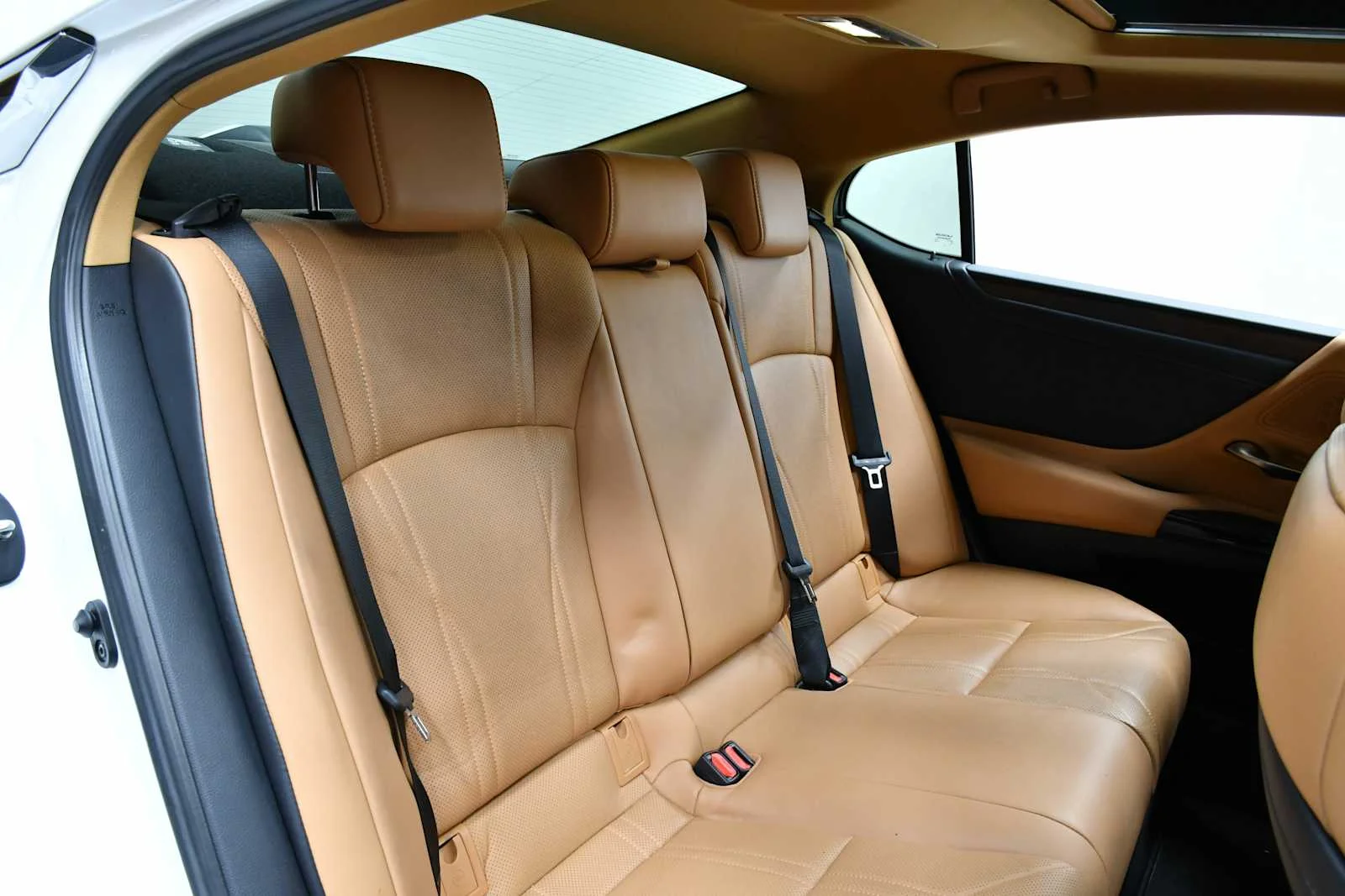Certified Used 2024 Eminent White Pearl Lexus Luxury image 23