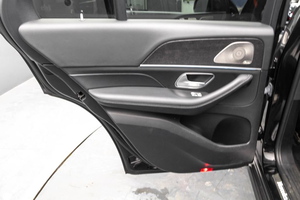 Used 2022 Black Mercedes-Benz GLE 350 image 26