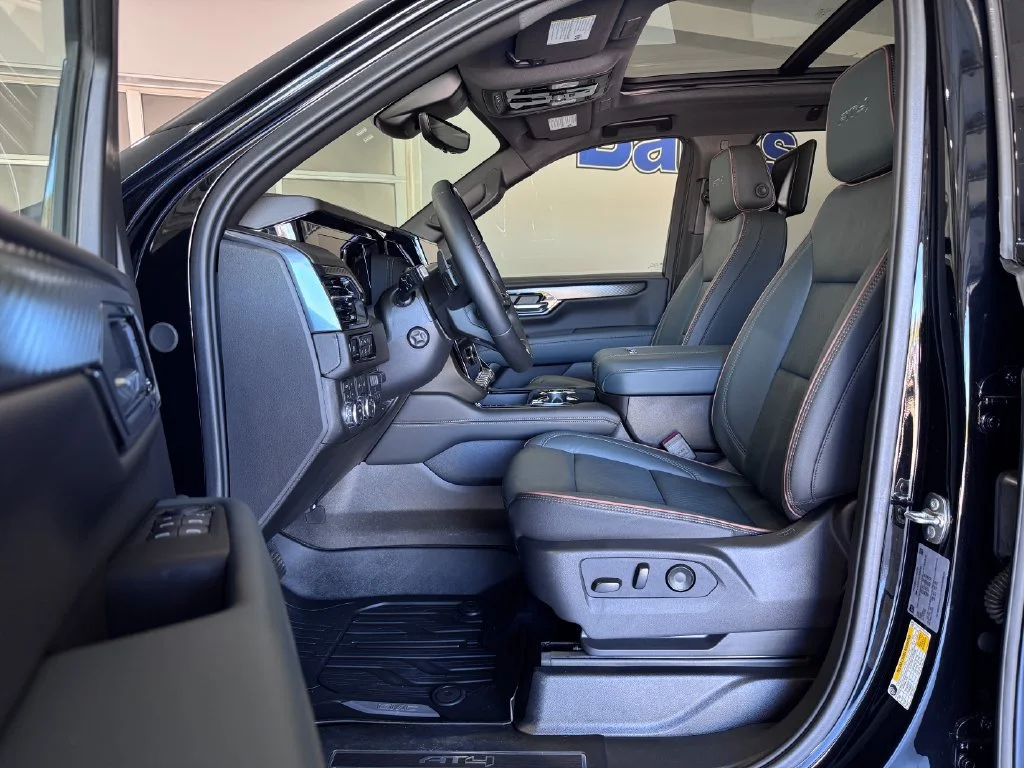 2026 GMC Yukon AT4 - Photo 13