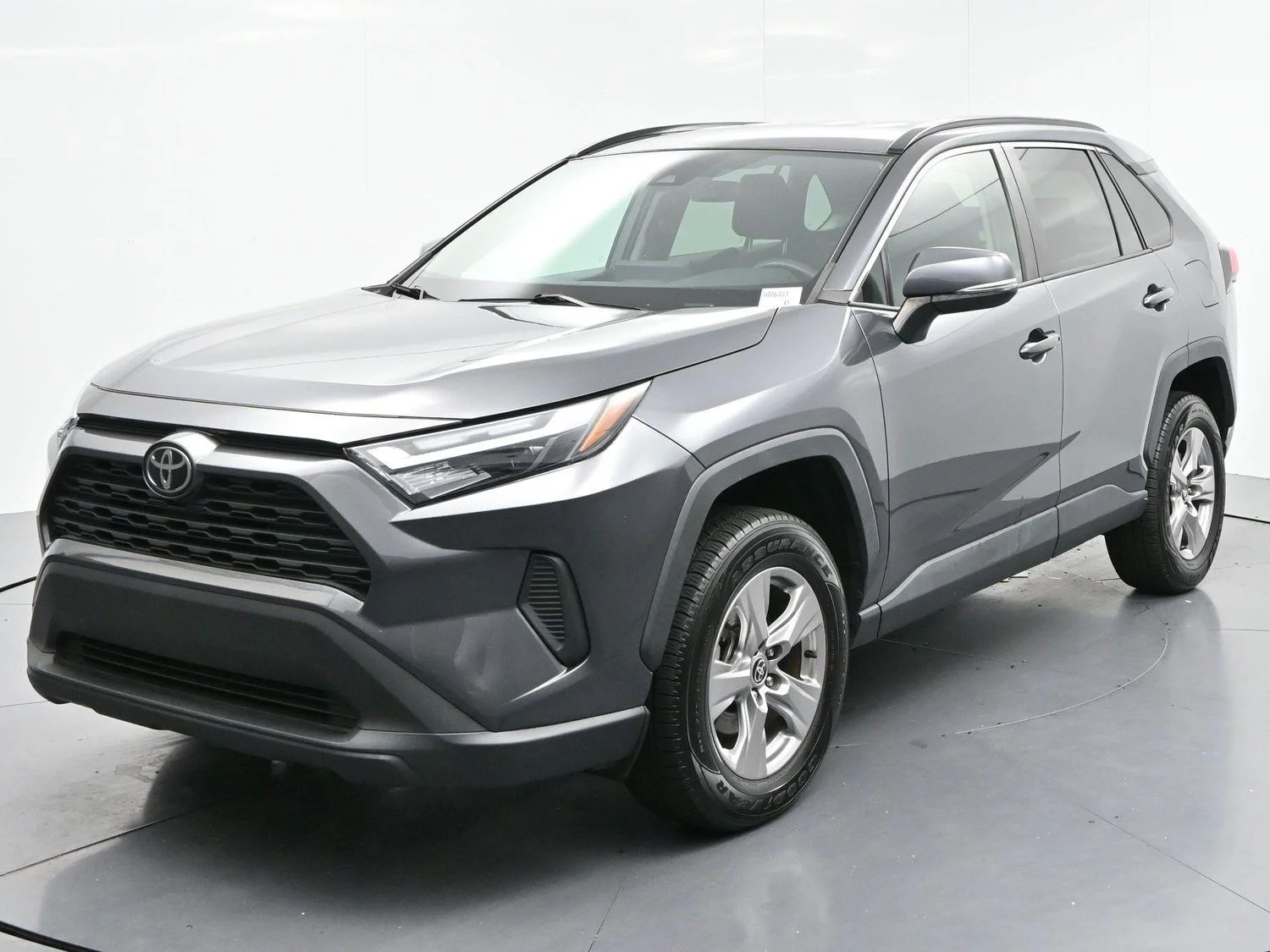 Used 2022 Magnetic Gray Metallic Toyota XLE image 3