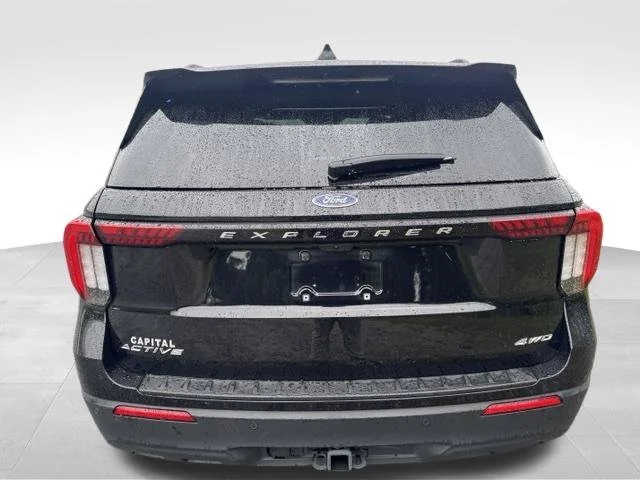 Used 2025 Black Ford Active image 6