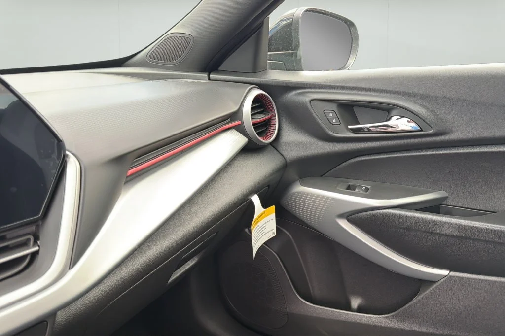 New 2026 Sterling Gray Metallic Chevrolet 1RS image 29