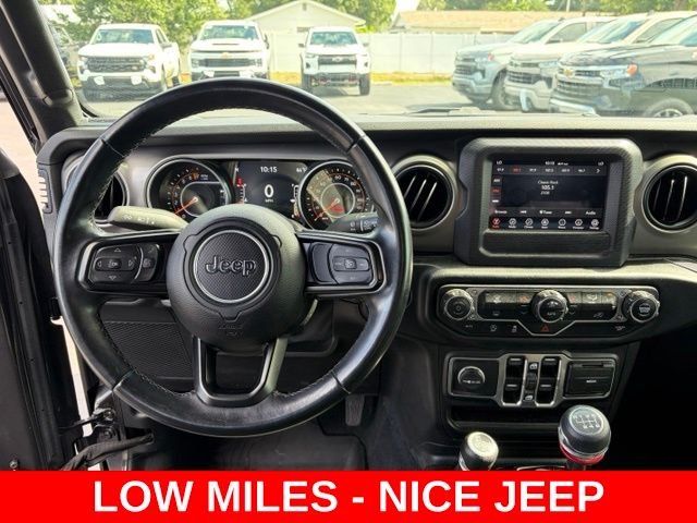 Used 2020 Gray Jeep Unlimited Sport S image 17