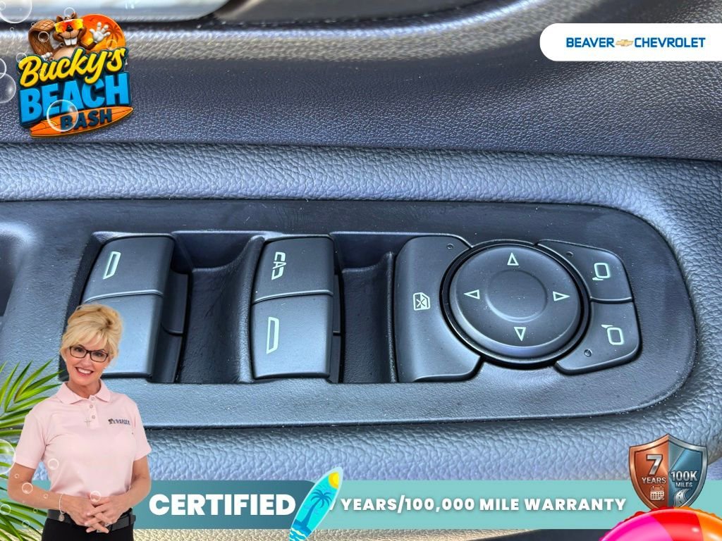 Used 2024 Ebony Twilight Metallic GMC SLE image 30