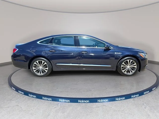 Used 2017 Blue Buick Essence image 5