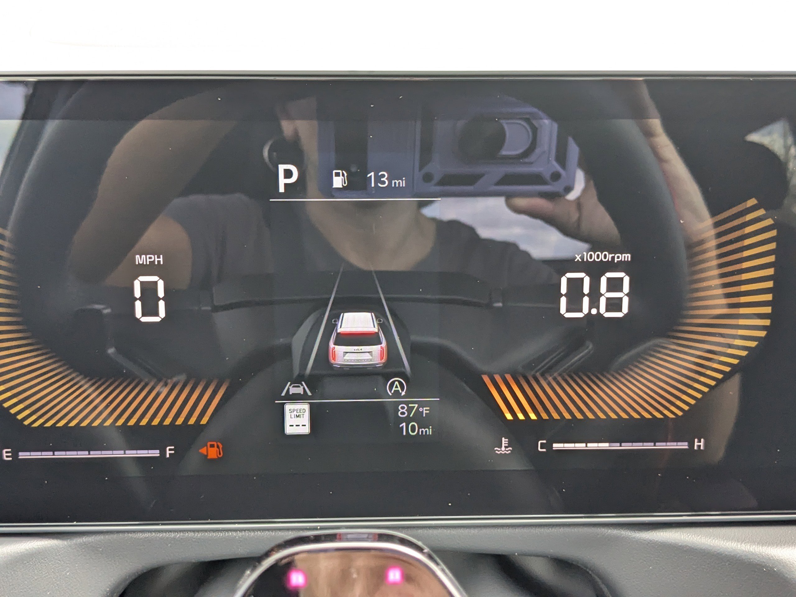 New 2027 Glacial White Pearl Kia X-Line EX image 36