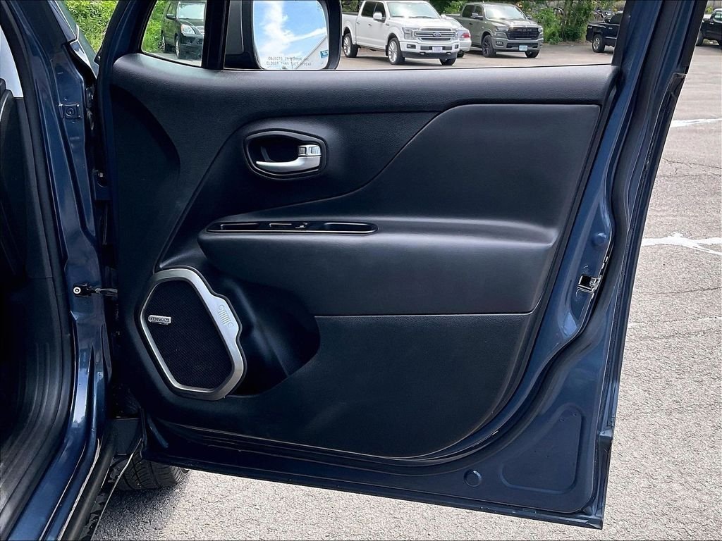Used 2020 Blue Jeep Limited image 26