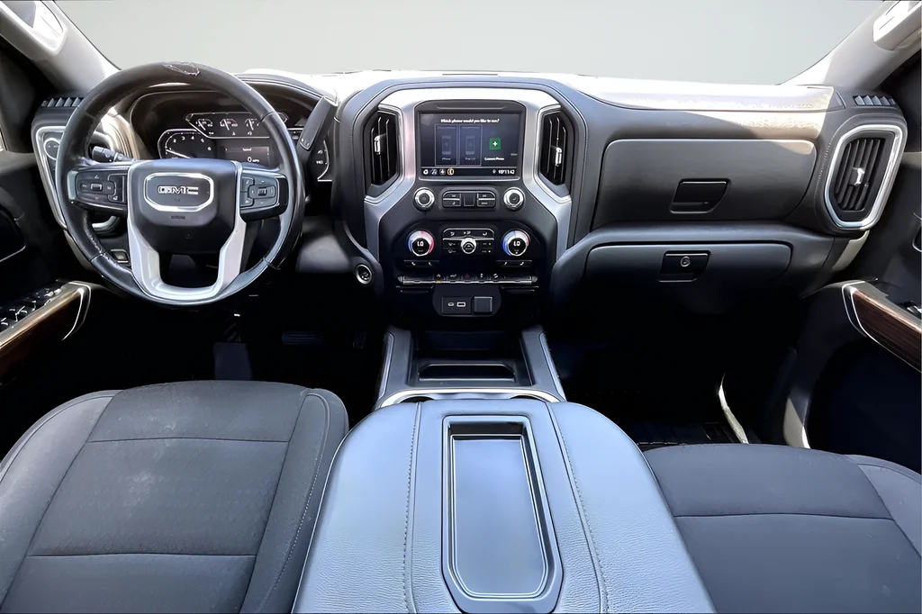Used 2021 Brown GMC Elevation image 7