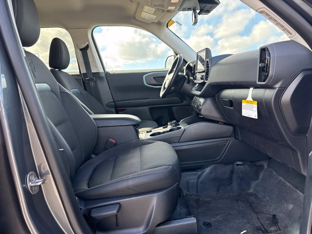 Used 2024 Gray Metallic Ford Badlands image 10