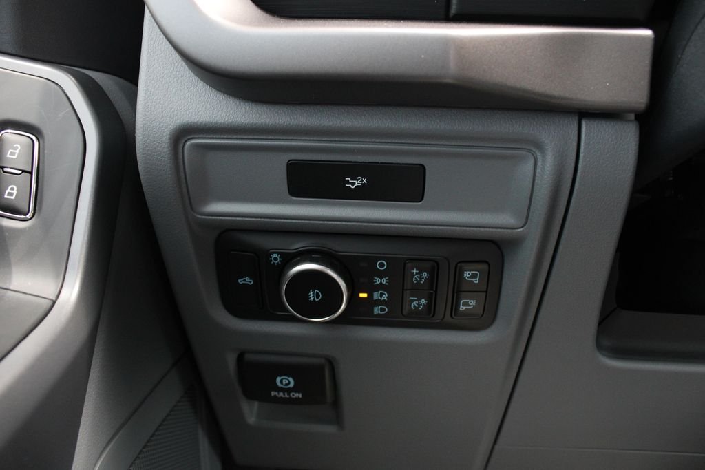 New 2026 Argon Blue Metallic Ford XLT image 9