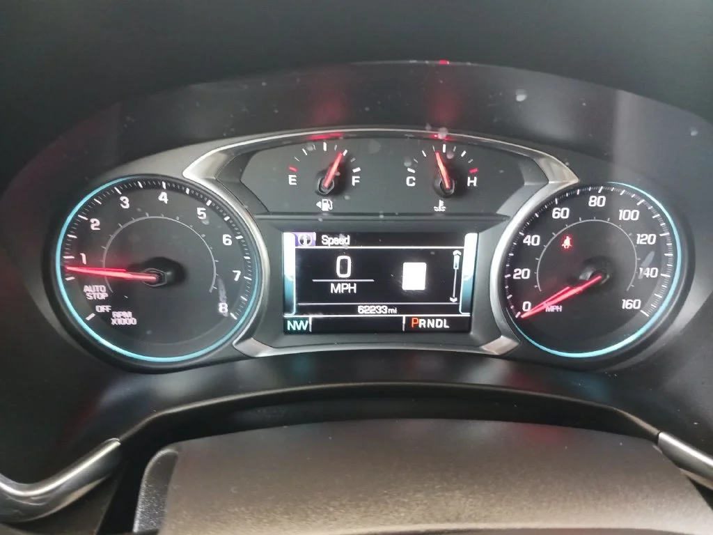 Used 2018 IRIDESCENT PEARL TRICOAT Chevrolet Premier image 18