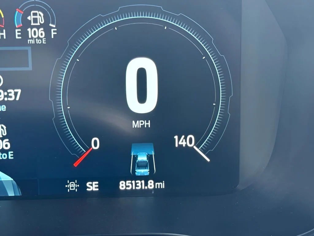Used 2022 Silver Ford Raptor image 28