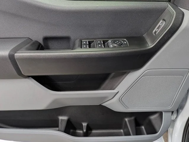 New 2026 Oxford White Ford F-250® XL image 47